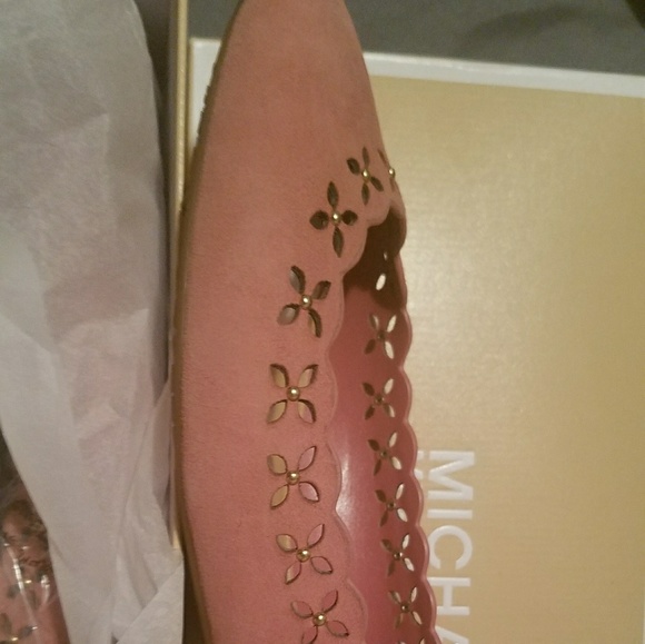 Michael Kors flats - Picture 2 of 4